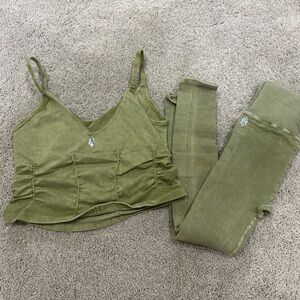 Free People Movement set in kale green (high rise)